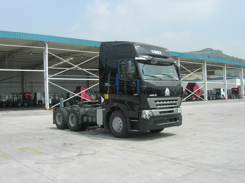شاحنة جرار Sinotruk HOWO Prime Mover A7 6X4